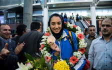 Nữ võ sĩ Iran đoạt huy chương Olympic đào thoát sang Đức