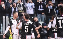 Ghi 2 bàn từ chấm phạt đền tranh cãi, Ronaldo cán mốc kỷ lục ở Juventus