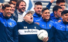 Argentina hủy giải, đình xuống hạng, Maradona… mừng húm