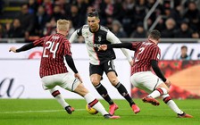 Bán kết Cúp quốc gia Ý, Juventus - AC Milan: Căng thẳng kèm rối loạn sau dịch