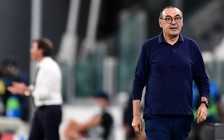 HLV Sarri: ‘Đừng xúc phạm ban lãnh đạo Juventus, tôi vẫn còn hợp đồng’