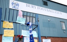 Các giải hạng thấp ‘lắc đầu’ với gói cứu trợ từ Ngoại hạng Anh