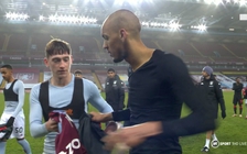 ‘Sao’ Liverpool khiếp vía vì bị cầu thủ Aston Villa rượt