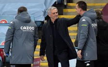 Mourinho vẫn khăng khăng tài cầm quân của ông là… ‘không ai sánh kịp’