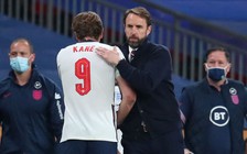 HLV Southgate thở phào khi tuyển Anh nhọc nhằn vượt qua Ba Lan