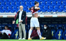 Ibrahimovic lại gây sốt khi bị phát hiện ‘nhậu nhẹt’ trong thời điểm nhạy cảm