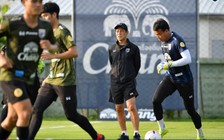 Nóng: Tuyển Thái Lan sốt vó với thông tin HLV Nishino bị nhiễm Covid-19