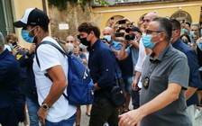 Công tố viên Ý yêu cầu 4 người hầu toà vụ Luis Suarez gian lận thi cử