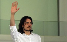 Valencia của HLV Gennaro Gattuso đón chào Edinson Cavani với thất bại ở La Liga