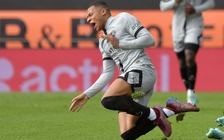 Mbappe bị đau, chuông báo động cho tuyển Pháp
