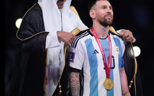 Thành viên Quốc hội Oman đề nghị giá ‘khủng’ mua áo choàng của Messi