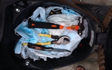 Trộm xe máy dùng dao tấn công cảnh sát