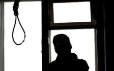 Bắt nghi phạm sát hại 3 con ruột