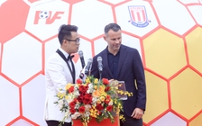 Vừa xong đám hỏi, Én vàng Đức Bảo về Hưng Yên gặp Ryan Giggs và Paul Scholes