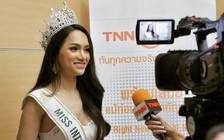 Hương Giang đáp trả quan điểm 'người chuyển giới dù đẹp cũng không phải con gái'