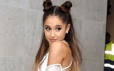 Vượt mặt Selena Gomez, Ariana Grande thống lĩnh Instagram