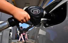 Giá dầu tăng sau vụ tấn công nhà máy dầu vùng Vịnh