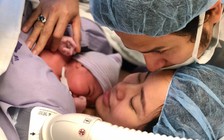 Diễn viên Gạo nếp gạo tẻ sinh con gái đầu lòng tại Mỹ