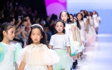 Thế hệ người mẫu 10X tỏa sáng trên sàn diễn Junior Fashion Runway 5