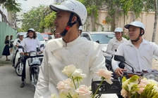 Mạc Văn Khoa mang xe máy từ quê vào TP.HCM đi hỏi vợ