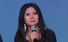 Danh ca Họa Mi kể chuyện bán cà-rem để mưu sinh, nuôi chồng bị bệnh