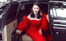 Lý Nhã Kỳ ngồi siêu xe 40 tỉ đi xem thời trang