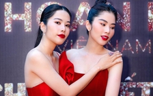 Nam Anh - Nam Em khoe vai trần gợi cảm