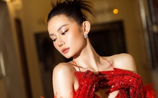 Ca sĩ Hoàng Mỹ An diện váy bó sát khoe dáng nóng bỏng