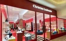 'Vua hàng hiệu' và Tiên Nguyễn đẩy mạnh công nghệ vào 'đế chế xa xỉ phẩm'