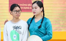 Lâm Vỹ Dạ khóc nức nở trước cô bé mất mẹ vì Covid-19