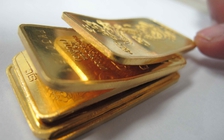 Giá USD tăng, vàng trượt giảm