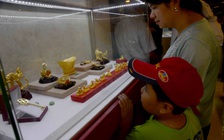 Lực mua tăng, giá vàng quay lại mức cao