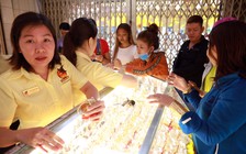 Vàng ngóng tin lãi suất