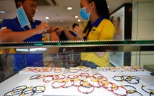 Giá vàng ngày 6.5: SJC đẩy lên gần 49 triệu đồng/lượng