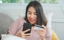 Thanh toán không dùng tiền mặt qua kênh điện thoại di động tăng mạnh