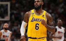 LeBron James bắt đầu thấy chán nản với đội bóng?