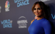 Jennifer Lopez từng bị đạo diễn gạ cởi áo xem ngực