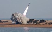 Triều Tiên phóng 2 tên lửa đạn đạo tầm ngắn