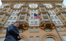 Mỹ trục xuất 2 nhà ngoại giao Nga