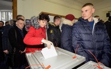 Người Nga bỏ phiếu bầu tổng thống mới