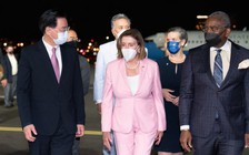 Dồn dập diễn biến quân sự quanh Đài Loan khi bà Pelosi tới