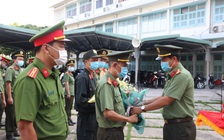 40 cán bộ, chiến sĩ Công an An Giang xung phong về biên giới chống dịch Covid-19