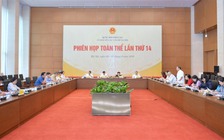 Đề xuất cho bệnh viện công thuê CEO