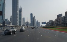 Trượt tuyết giữa sa mạc trụi trần, người Việt 'lạc bước' ở Dubai