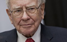 Warren Buffett mua 12 tỉ USD cổ phiếu từ khi ông Trump đắc cử