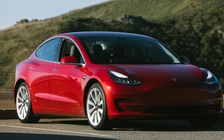 Tesla Model 3 lọt top 10 mẫu sedan bán chạy nhất Mỹ