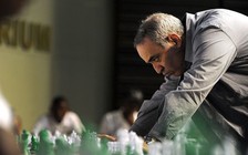 Kỳ thủ Garry Kasparov lo 'chiến tranh lạnh trên mạng' toàn cầu