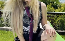 Đăng clip TikTok đầu tiên, Avril Lavigne đạt ngay 5 triệu lượt yêu thích sau 2 ngày