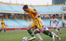 HLV U.19 Úc chê mặt sân Hàng Đẫy