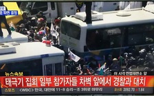 Người ủng hộ bà Park Geun-hye xô xát với cảnh sát